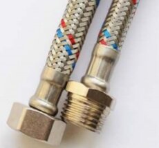 Подводка гибк д.воды 1/2 0,6м г/ш SANLUX (160)